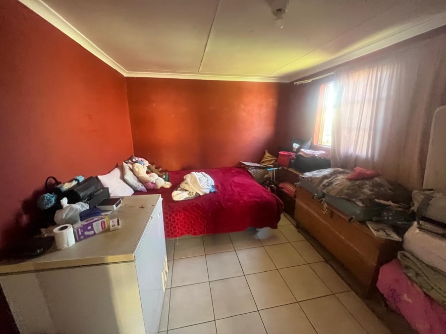 2 Bedroom Property for Sale in Kwazakhele Eastern Cape